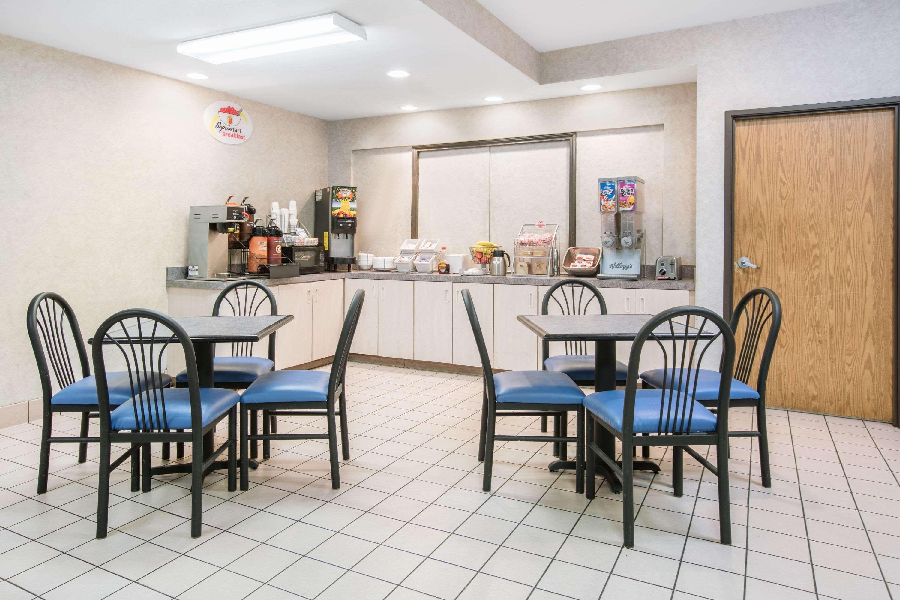 Super 8 By Wyndham Garland North Dallas Area Ngoại thất bức ảnh