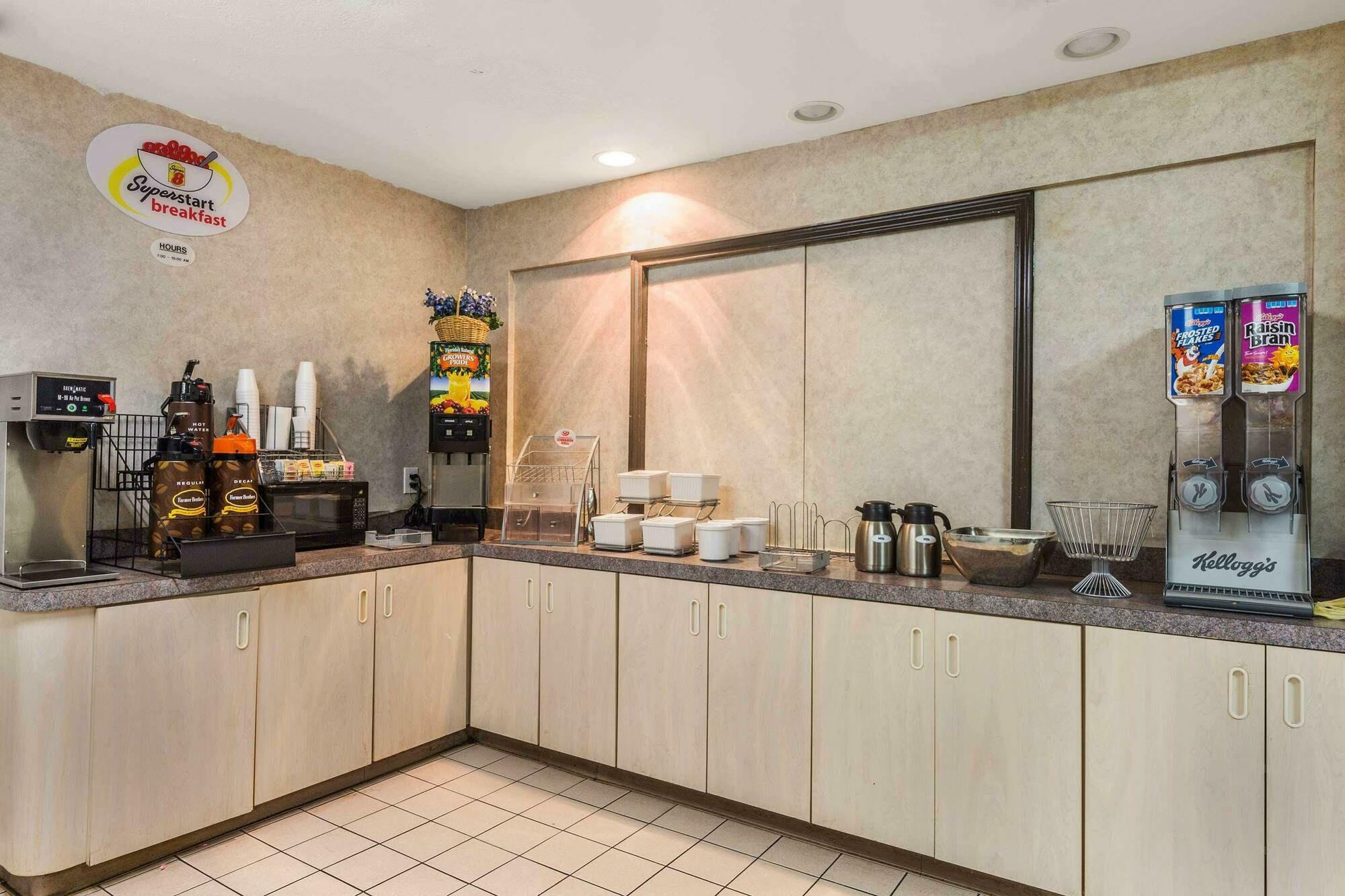 Super 8 By Wyndham Garland North Dallas Area Ngoại thất bức ảnh